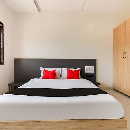 Capital O 71866 Hotel Ansh ออรังกาบัด ภายนอก รูปภาพ
