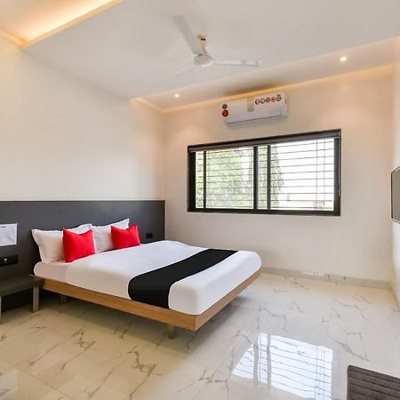 Capital O 71866 Hotel Ansh ออรังกาบัด ภายนอก รูปภาพ