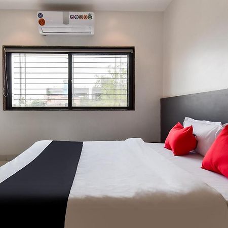 Capital O 71866 Hotel Ansh ออรังกาบัด ภายนอก รูปภาพ