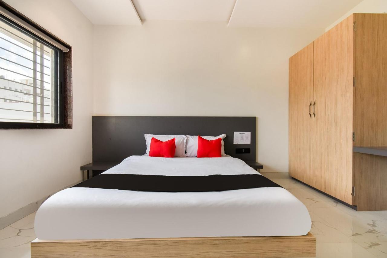 Capital O 71866 Hotel Ansh ออรังกาบัด ภายนอก รูปภาพ