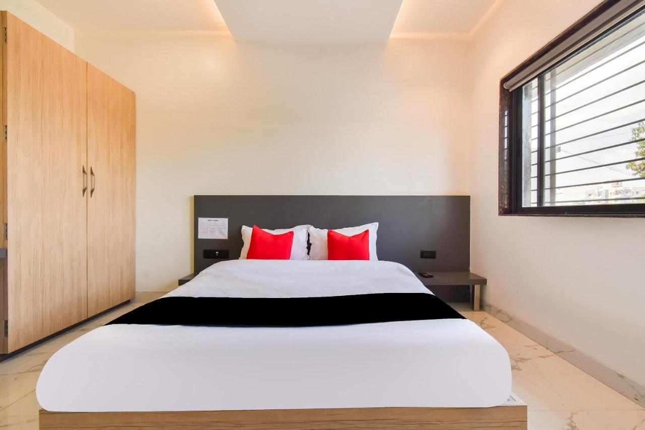 Capital O 71866 Hotel Ansh ออรังกาบัด ภายนอก รูปภาพ
