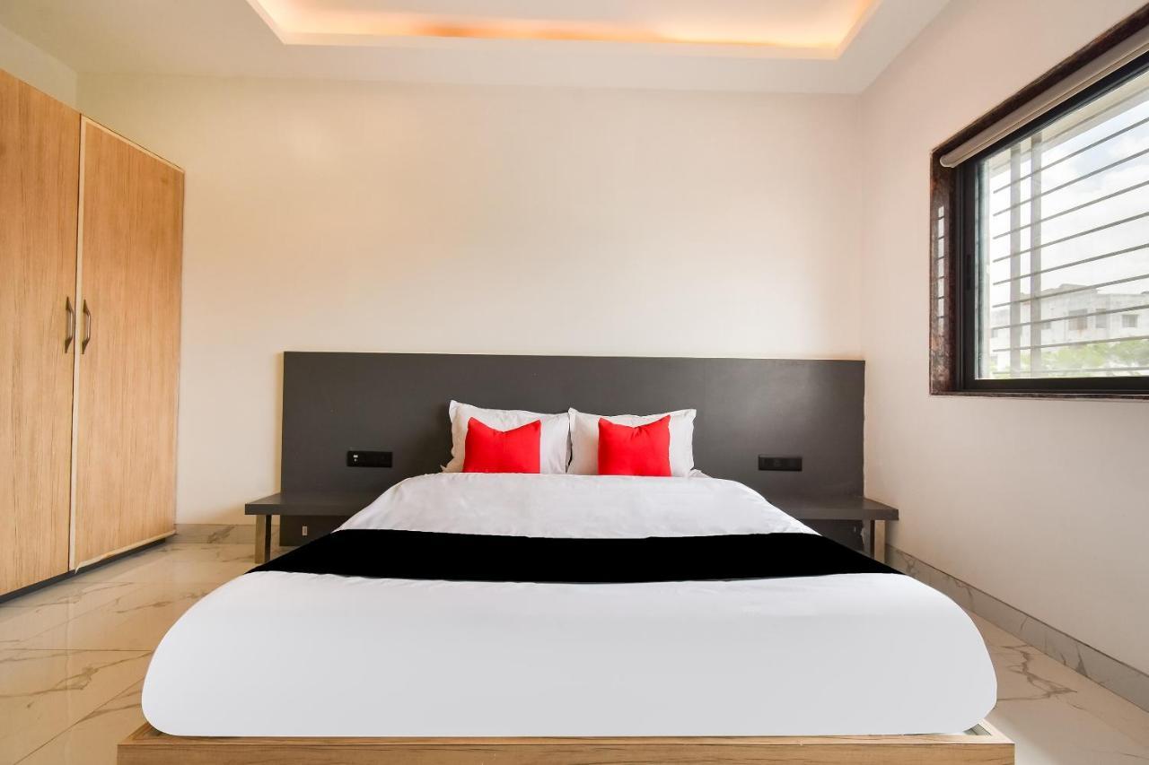 Capital O 71866 Hotel Ansh ออรังกาบัด ภายนอก รูปภาพ