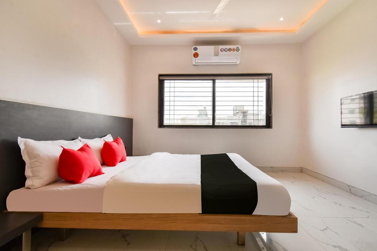 Capital O 71866 Hotel Ansh ออรังกาบัด ภายนอก รูปภาพ